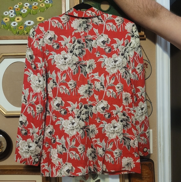 Vintage Flower Blazer - Picture 2 of 2